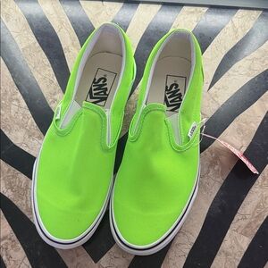 🆕 VANS Bright Green Slide On Sneakers ~ 7.5